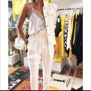 Meet your Posher, Dominique